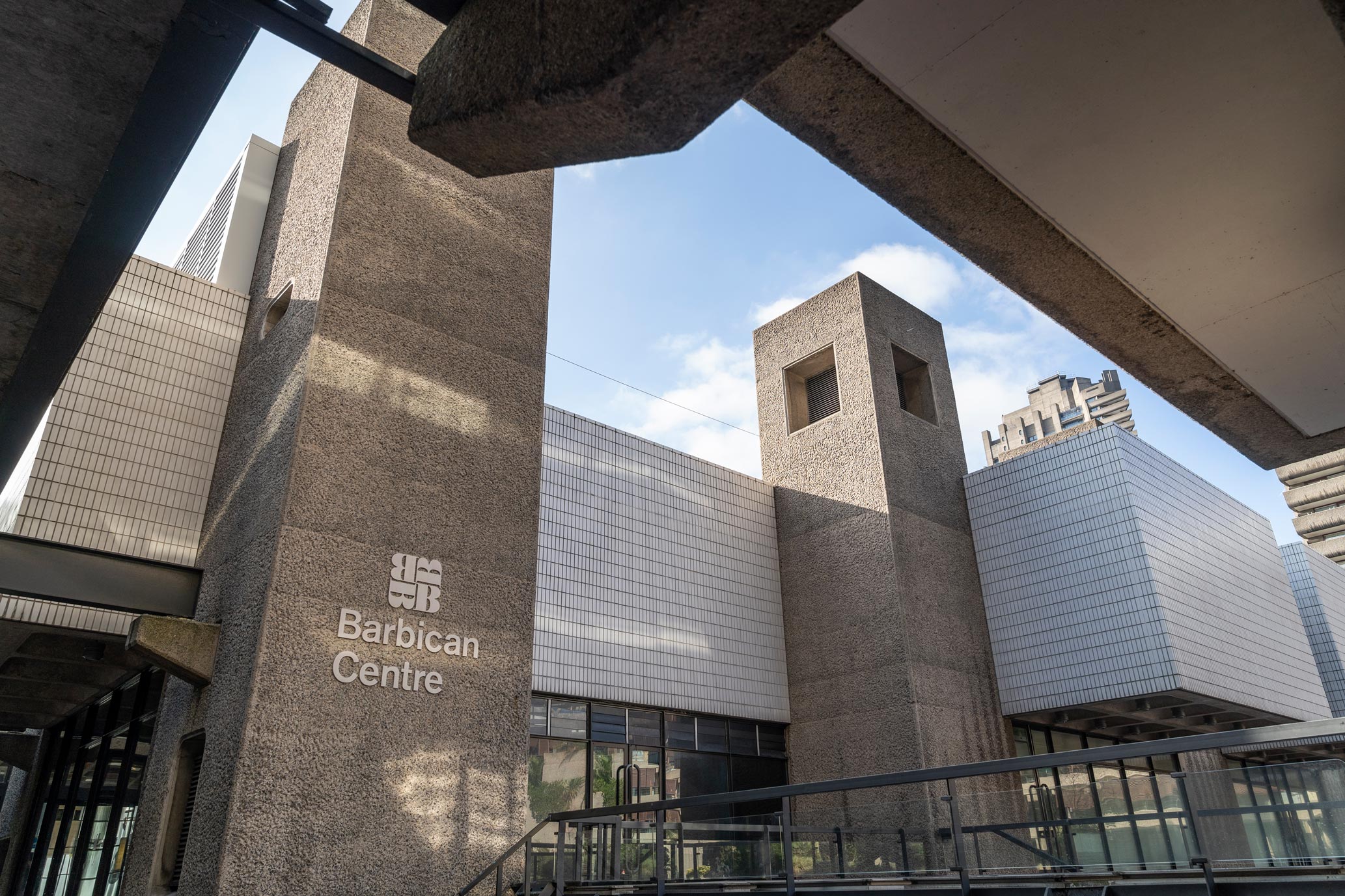 The Brutalist Architecture Of The Barbican Centre - Soonafternoon