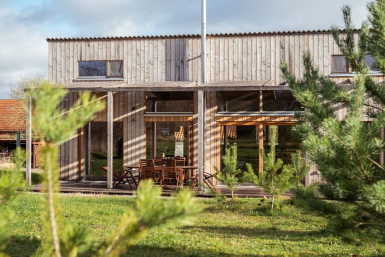 Ecological countryside cabin eco friendly wooden cabin